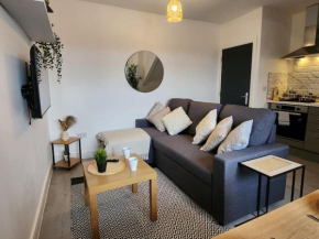 ApartHotel Flat 3 - 10 min to centre by Property Promise